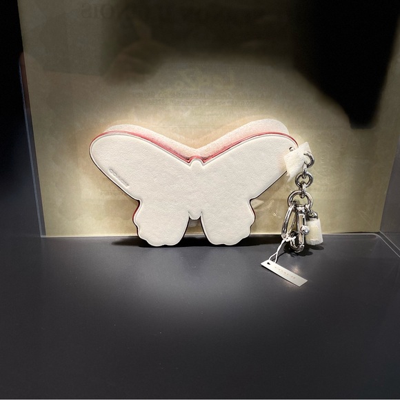 Coach extra large leather studded fob - Picture 2 of 3